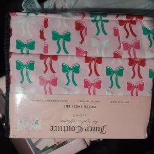 Juicy Couture Pink Bow Queen Sheet Set